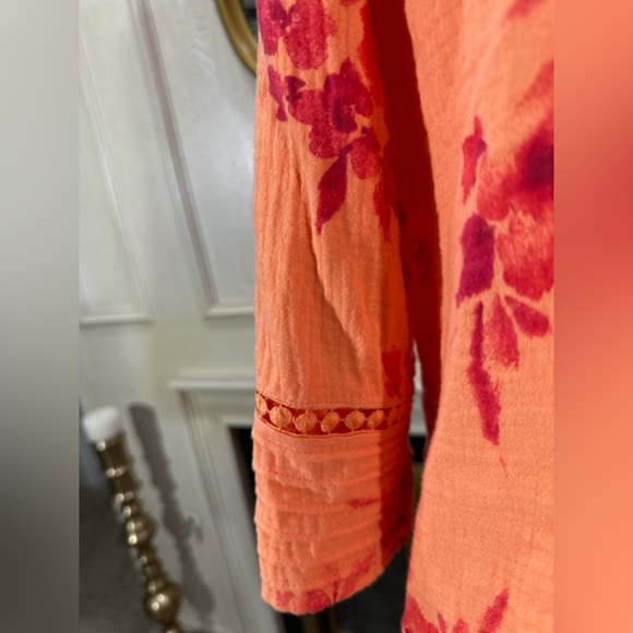 Soft Surroundings Floral Tunic  M Coral Peach Boho Crinkle Cotton Gauze 3/4 slv - Picture 7 of 10